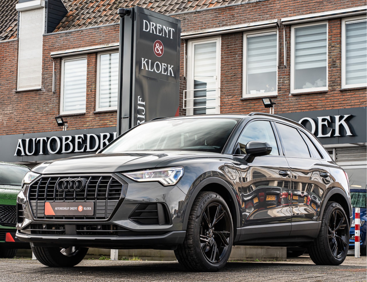 Audi Q3 - 45 TFSI e Advanced edition 19 INCH CAMERA BLACK OPTIC PRIVACY GLASS FULL LED VIRTUAL DASH - AutoWereld.nl