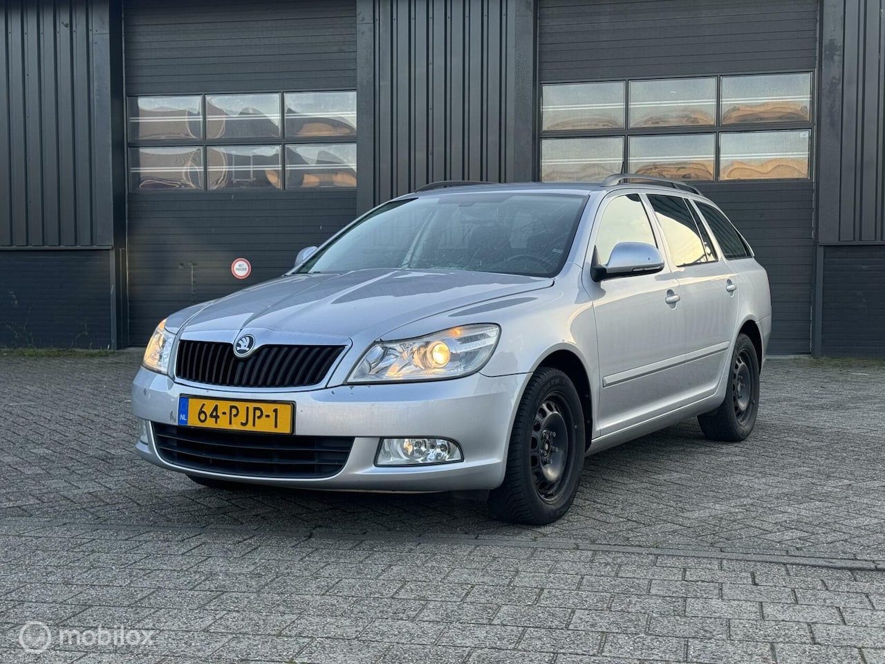 Skoda Octavia Combi - 1.2 Benzine - AutoWereld.nl