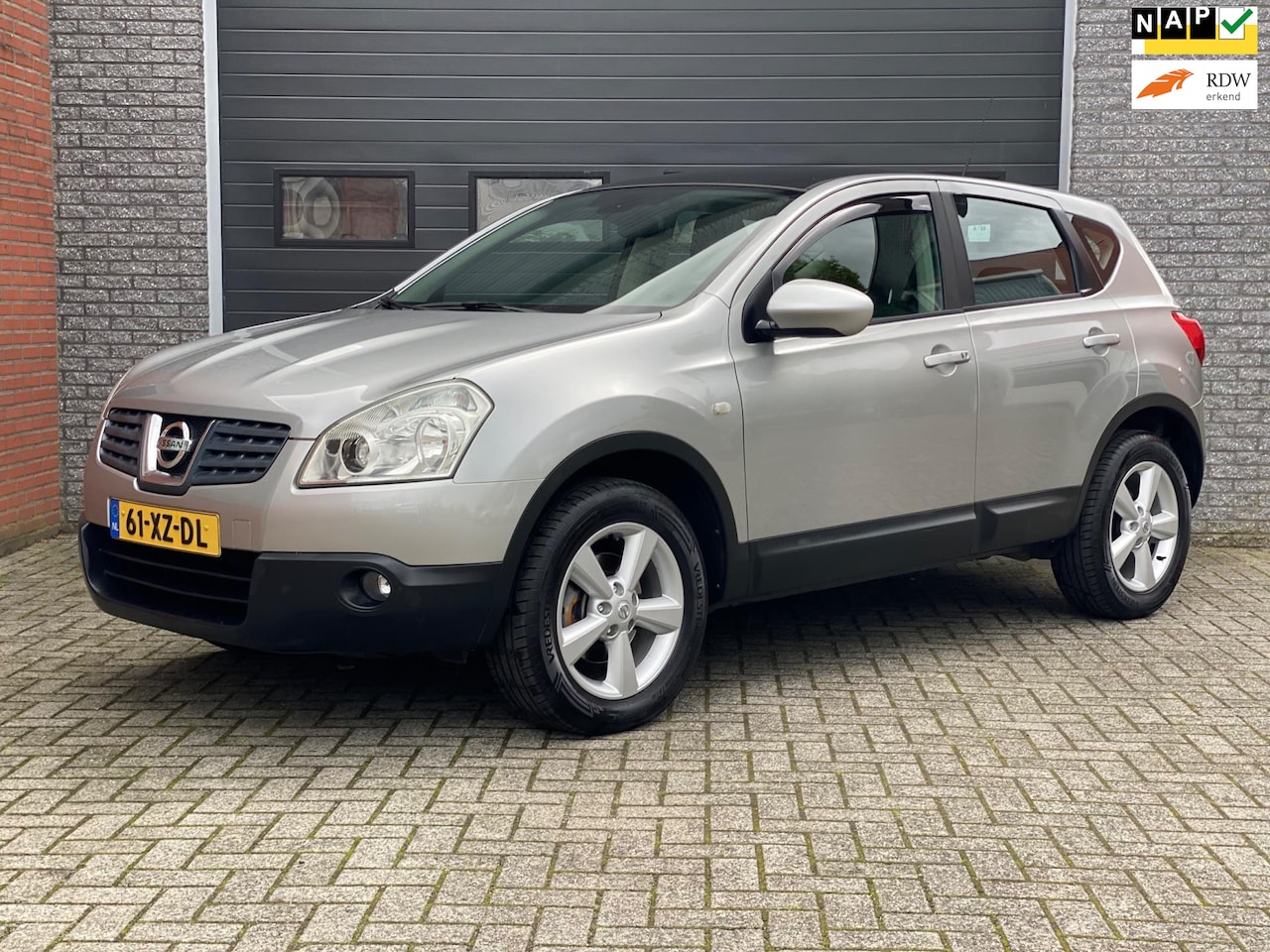 Nissan Qashqai - 2.0 Tekna Pack AUTOMAAT/PANO/CRUISE/CLIMA/NAP - AutoWereld.nl