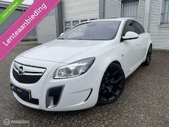 Opel Insignia - 2.8 T OPC 4x4 / 1e Eigenaar / Automaat / Schuifdak / 20 Inch | Recaro Kuipstoelen / 325 PK