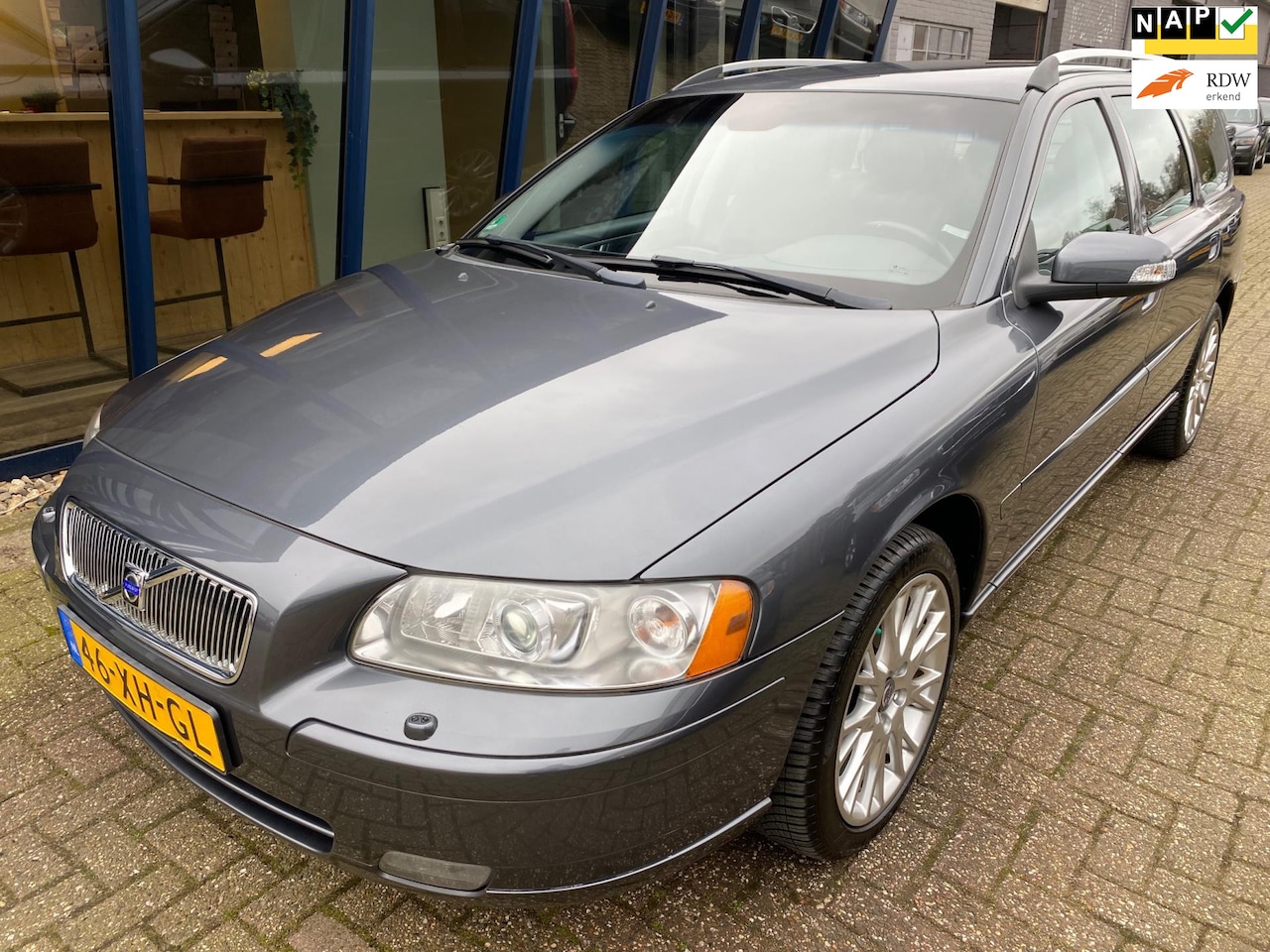 Volvo V70 - 2.4 Edition Sport LEER / NAVI / YOUNGTIMER - AutoWereld.nl