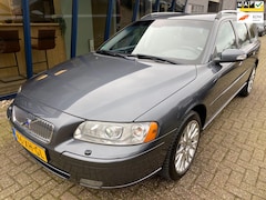 Volvo V70 - 2.4 Edition Sport LEER / NAVI / YOUNGTIMER