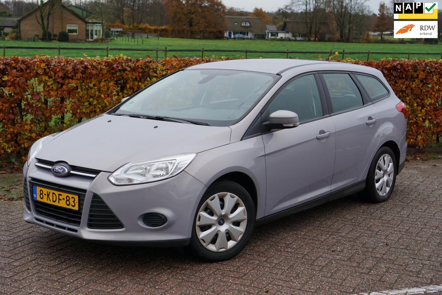 Ford Focus Wagon - 1.0 EcoBoost Lease|Volledig Dealeronderhouden - AutoWereld.nl