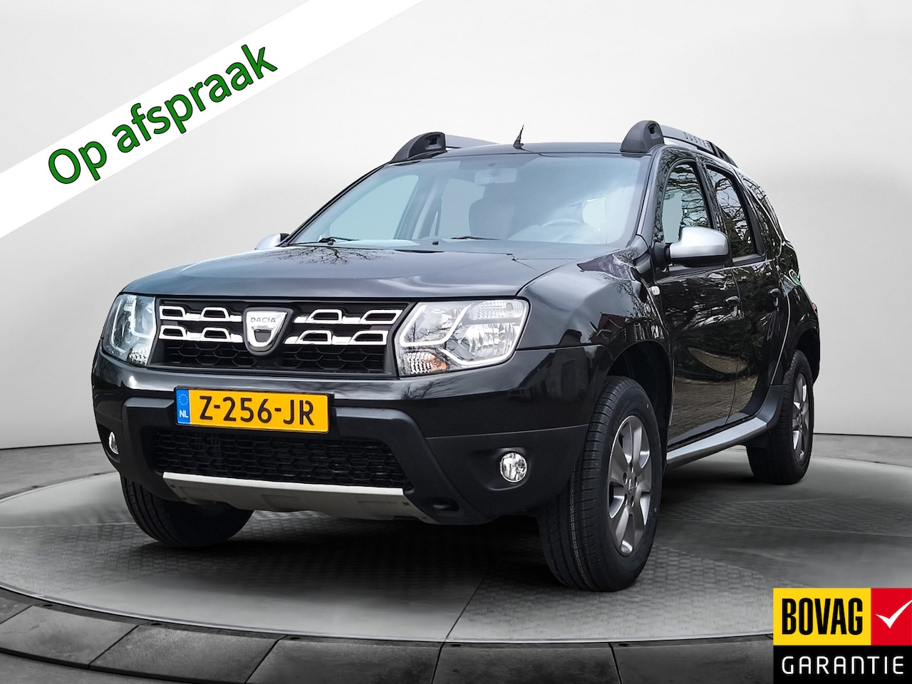 Dacia Duster - 1.2 TCe 4x2 Blackshadow Keurig-Onderh. BOVAG-Garantie. Trekhaak, Navigatie, Achteruitrijca - AutoWereld.nl