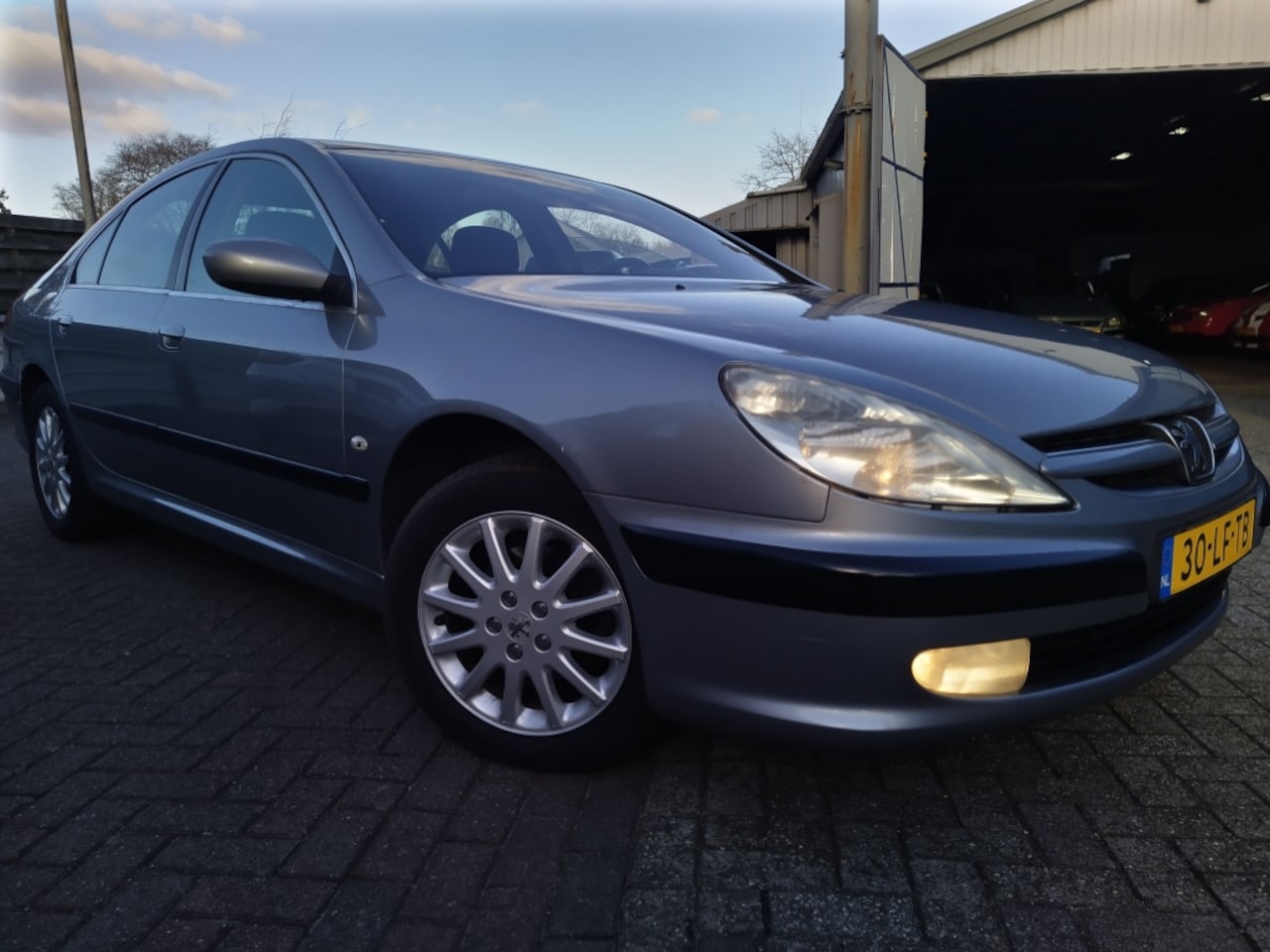 Peugeot 607 - 2.2-16V Pack 2.2-16V Pack - AutoWereld.nl