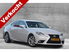 Lexus IS - 300h 25th Edition | Navigatie | Camera | Xenon | Leer | Stoelverwarming | Clima | Cruise-c