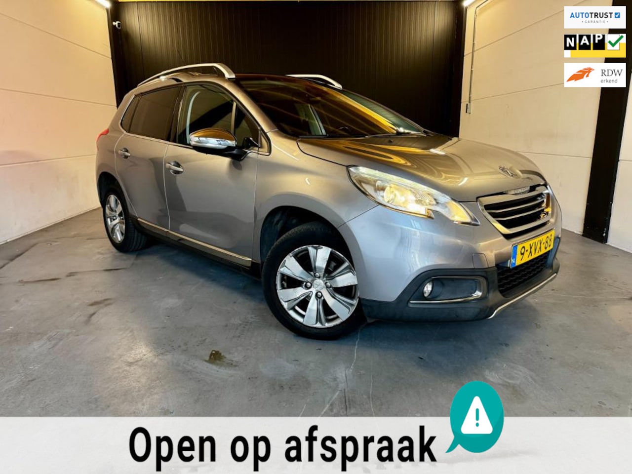 Peugeot 2008 - 1.2 PureTech | GARANTIE | PANO | NAVI | PDC | 2014 - AutoWereld.nl