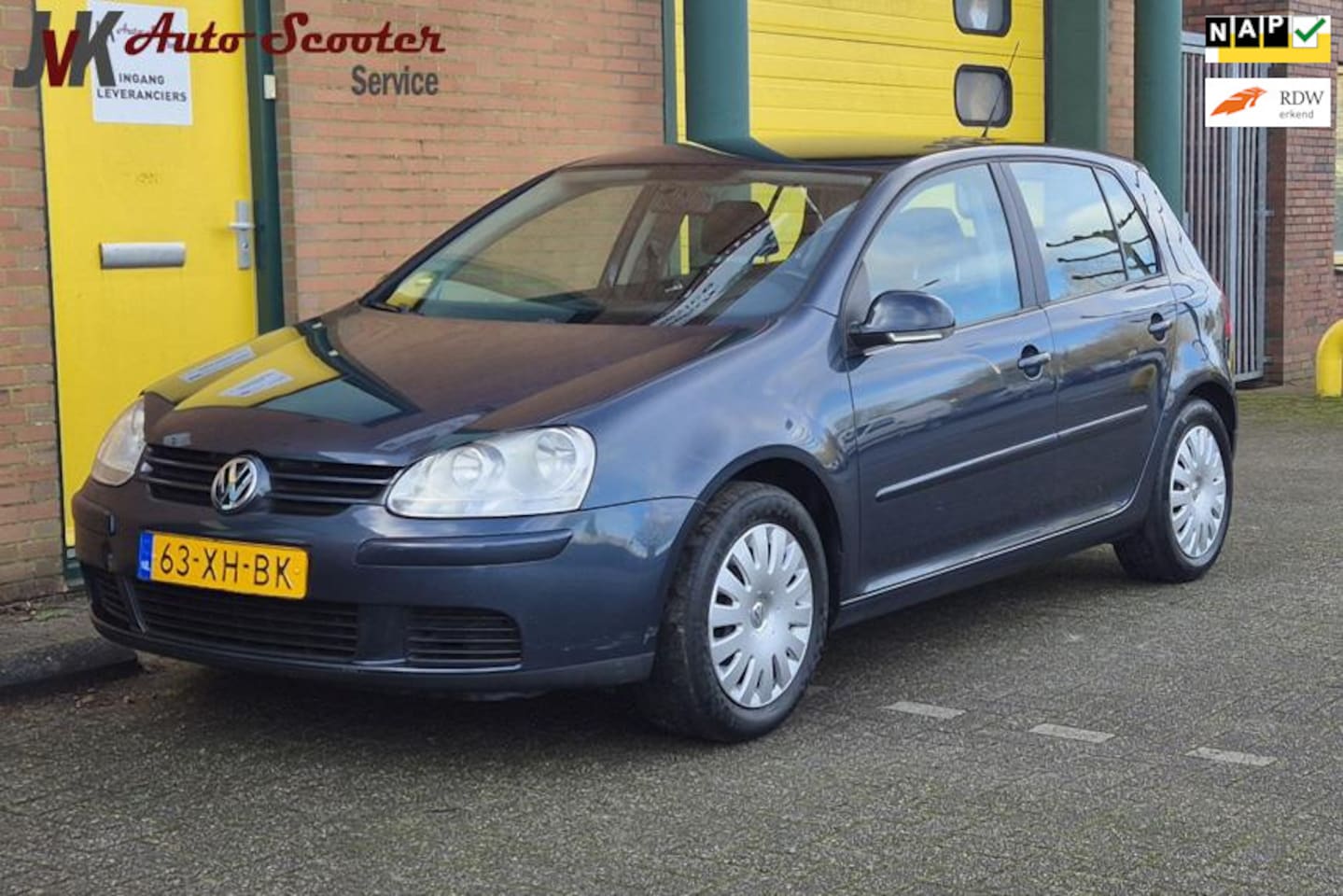 Volkswagen Golf - 1.6 FSI Optive 3 Airco! Nieuwe Apk! - AutoWereld.nl