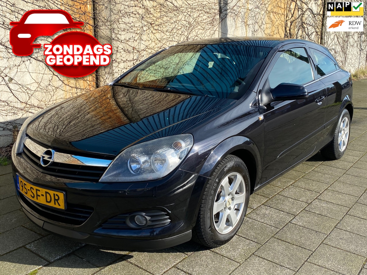 Opel Astra GTC - 1.8 Cosmo|Climate Control| - AutoWereld.nl