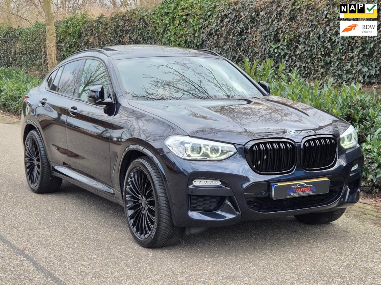 BMW X4 - XDrive High Executive M SPORT Panorama 40i Look 254pk Cam 6WB teller Navi 10inch - AutoWereld.nl