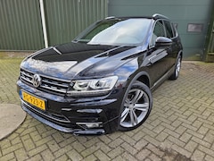 Volkswagen Tiguan - 1.4 TSI Comfortline Business R