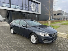 Volvo V60 - 1.6 T3 Momentum