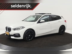 BMW 1-serie - 118i Advantage | Panoramadak | Stoelverwarming | Camera | Sportstoelen | Full LED | Naviga