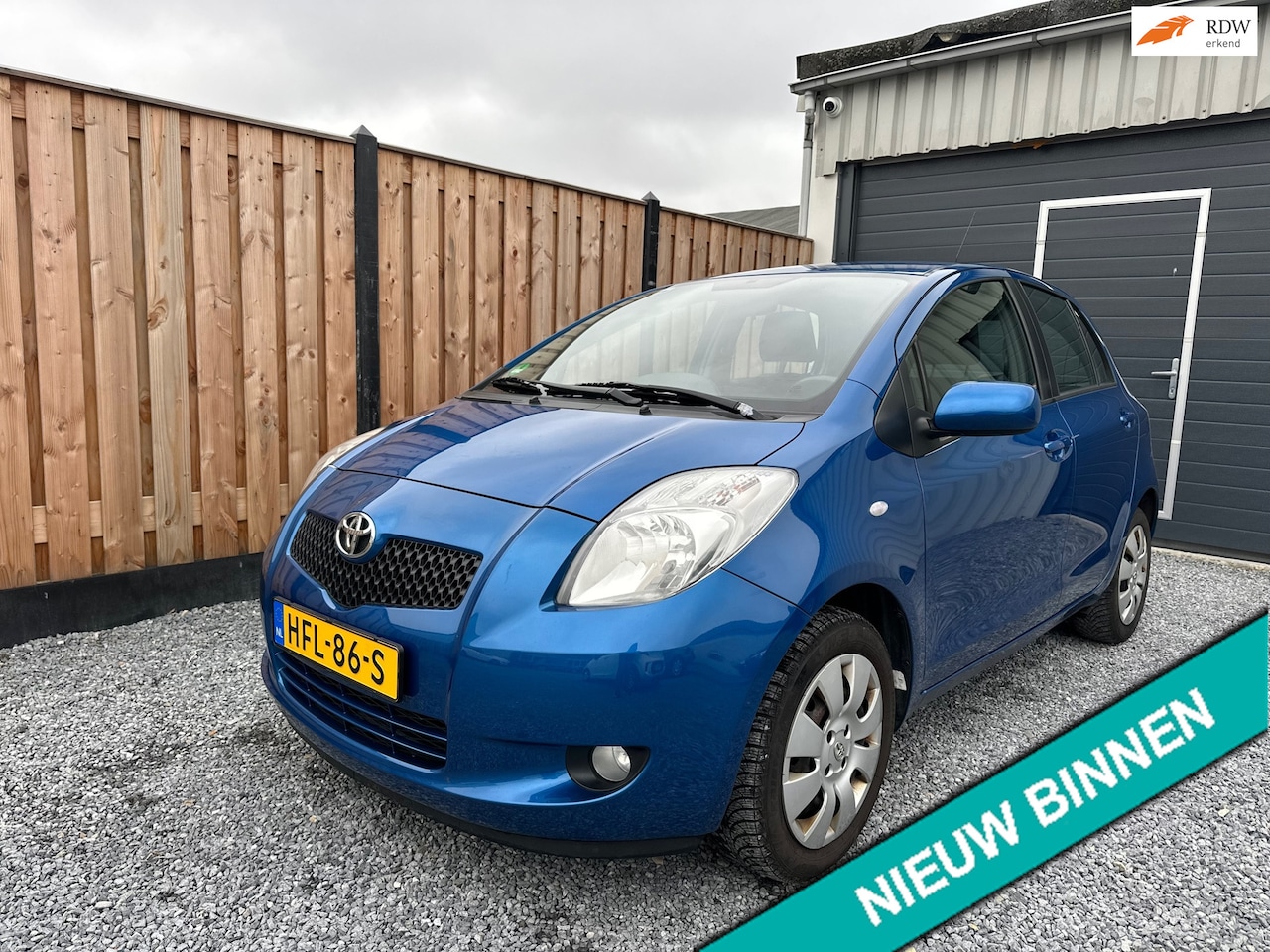 Toyota Yaris - 1.0 VVTi + Airco | Elektr. Ramen | APK - AutoWereld.nl