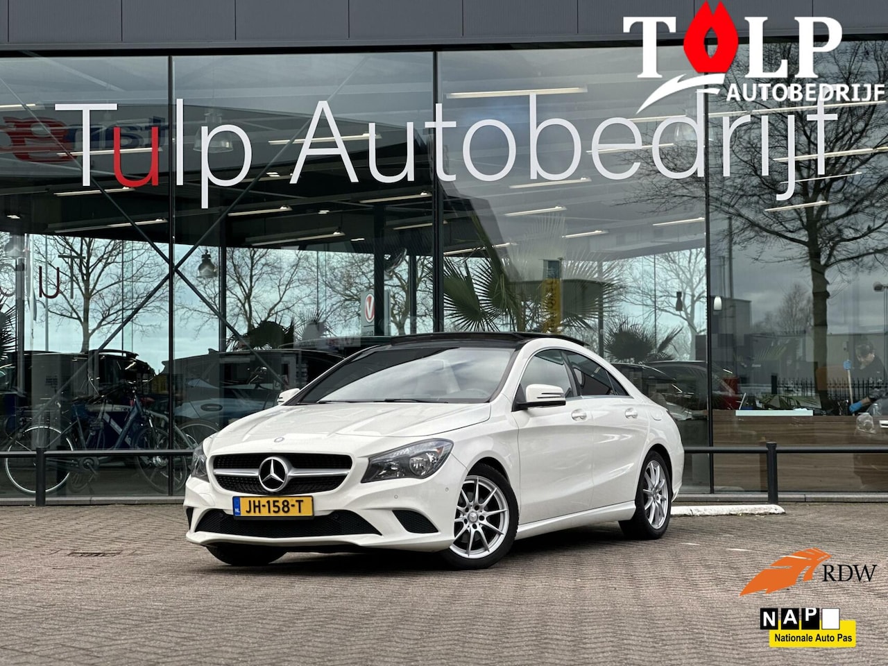 Mercedes-Benz CLA-Klasse - 180 Edition 1 Panoramadak Automaat - AutoWereld.nl