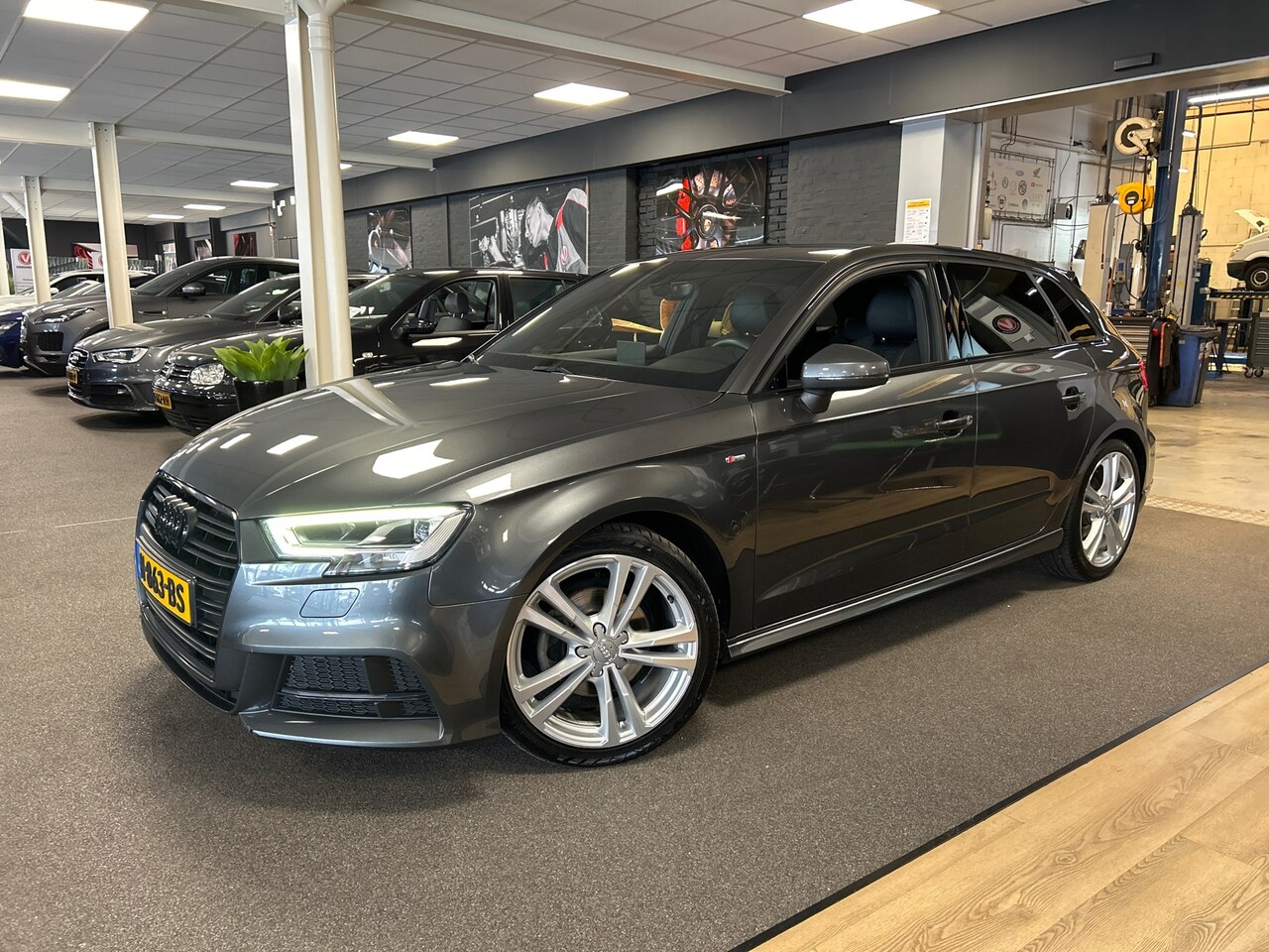 Audi A3 Sportback - 35 TFSI CoD Advance Sport 35 TFSI CoD Advance Sport,3X S-LINE,navi,virtual cockpit,rig ned,boeken - AutoWereld.nl