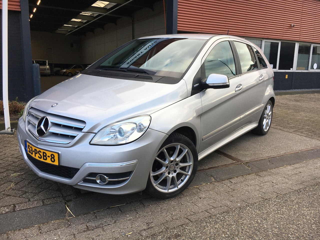 Mercedes-Benz B-klasse - 160 BlueEFFICIENCY Business Class | Airco Thermatic | Cruise Controle | Bluetooth | Hogere - AutoWereld.nl