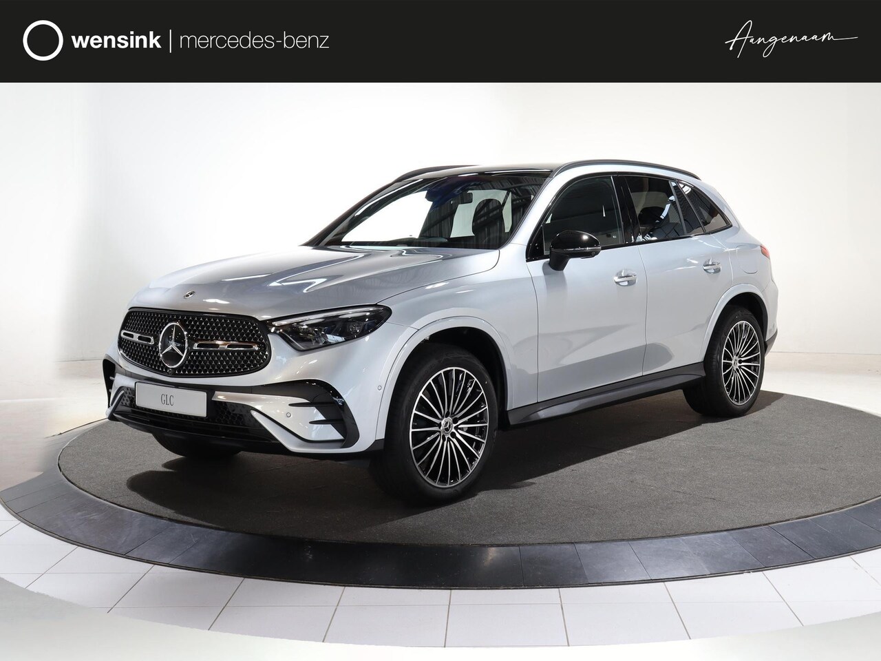 Mercedes-Benz GLC-klasse - 300e 4MATIC Sport Edition Winterpakket | Digital Light | Trekhaak | Rij assistentie | Pano - AutoWereld.nl