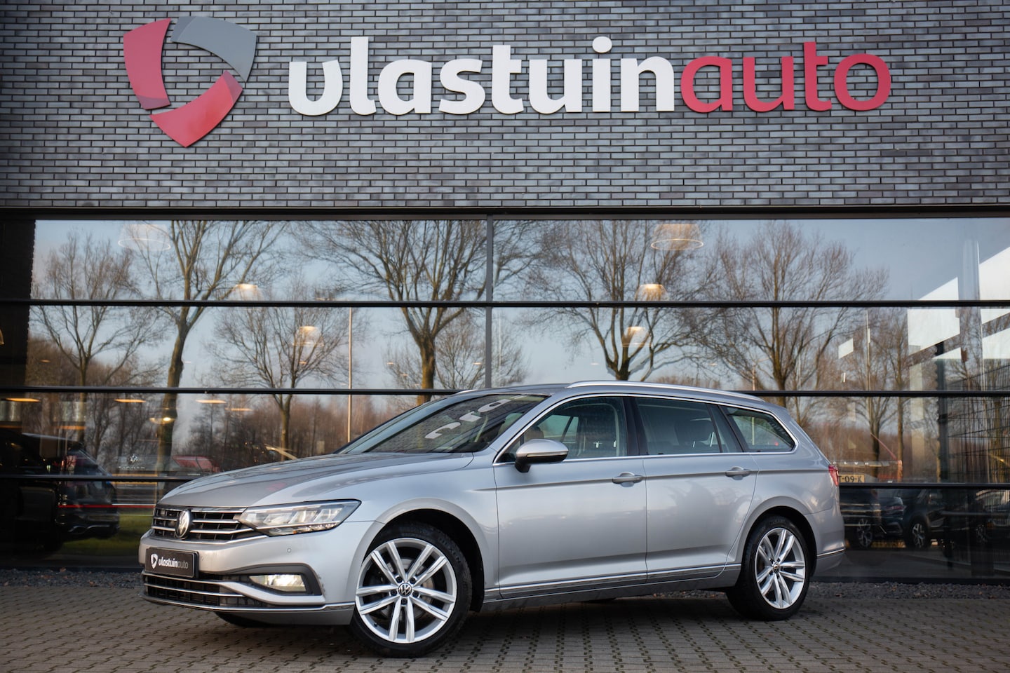 Volkswagen Passat Variant - 1.5 TSI Business 1.5 TSI Business , Adap. cruise, HUD, Trekhaak, Carplay, - AutoWereld.nl