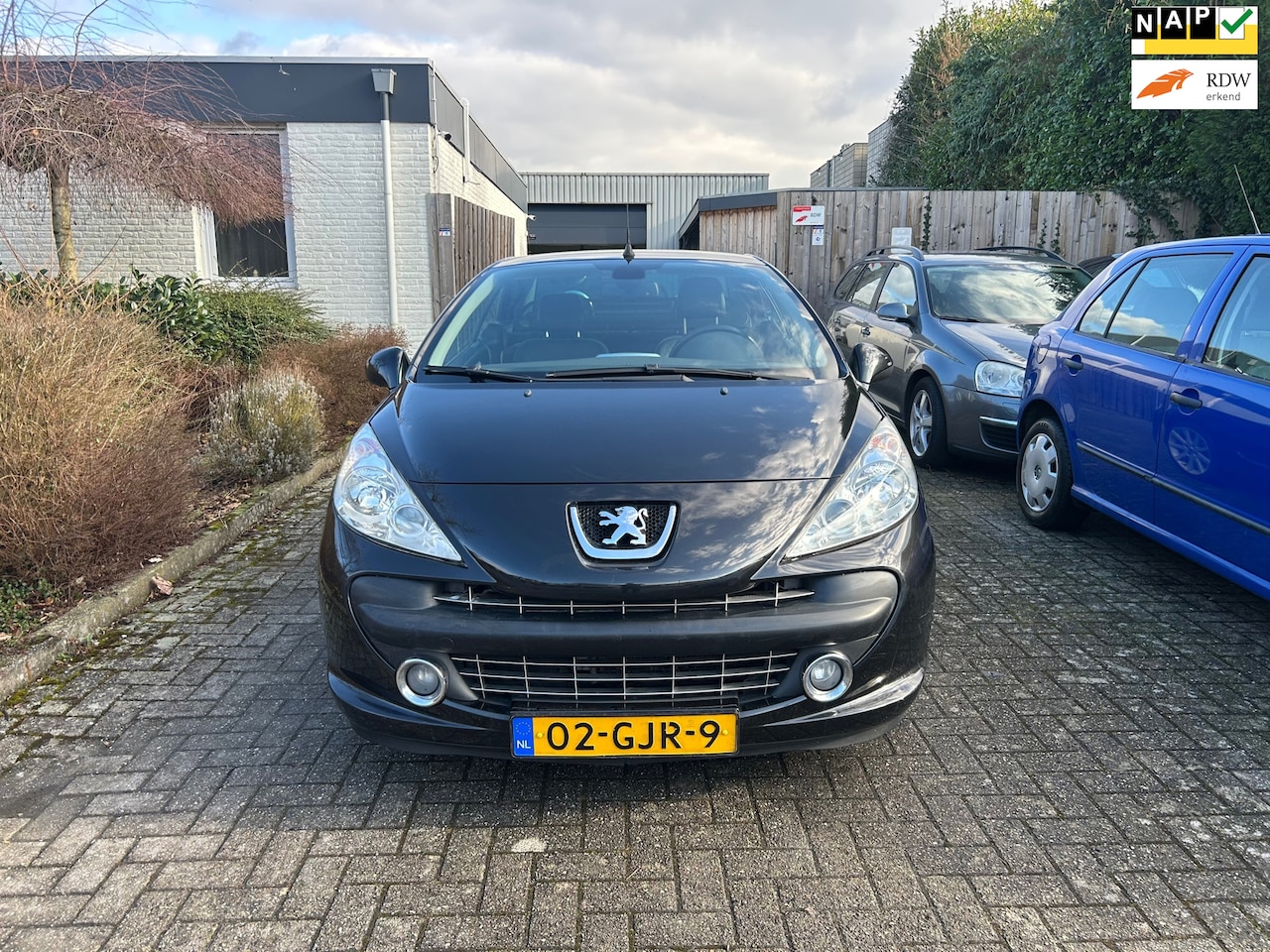 Peugeot 207 CC - 1.6 VTi Roland Garros 1.6 VTi Roland Garros - AutoWereld.nl