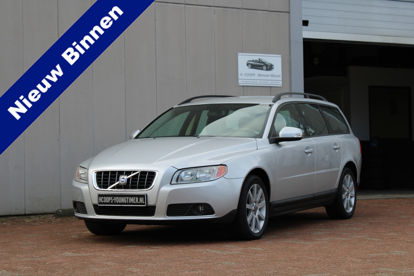 Volvo V70 - 2.5T YOUNGTIMER INCL. 21% btw - AutoWereld.nl