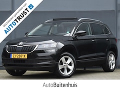 Skoda Karoq - 1.0 TSI Ambition Business |PANO / OPEN DAK|ADAPT. CRUISE|CARPLAY|GROOT SCHERM||TREKHAAK