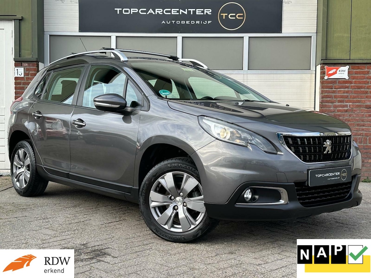 Peugeot 2008 - 1.2 Blue Lion/NAVI/CRUISE/PARKS/TREKH/APK/NAP - AutoWereld.nl