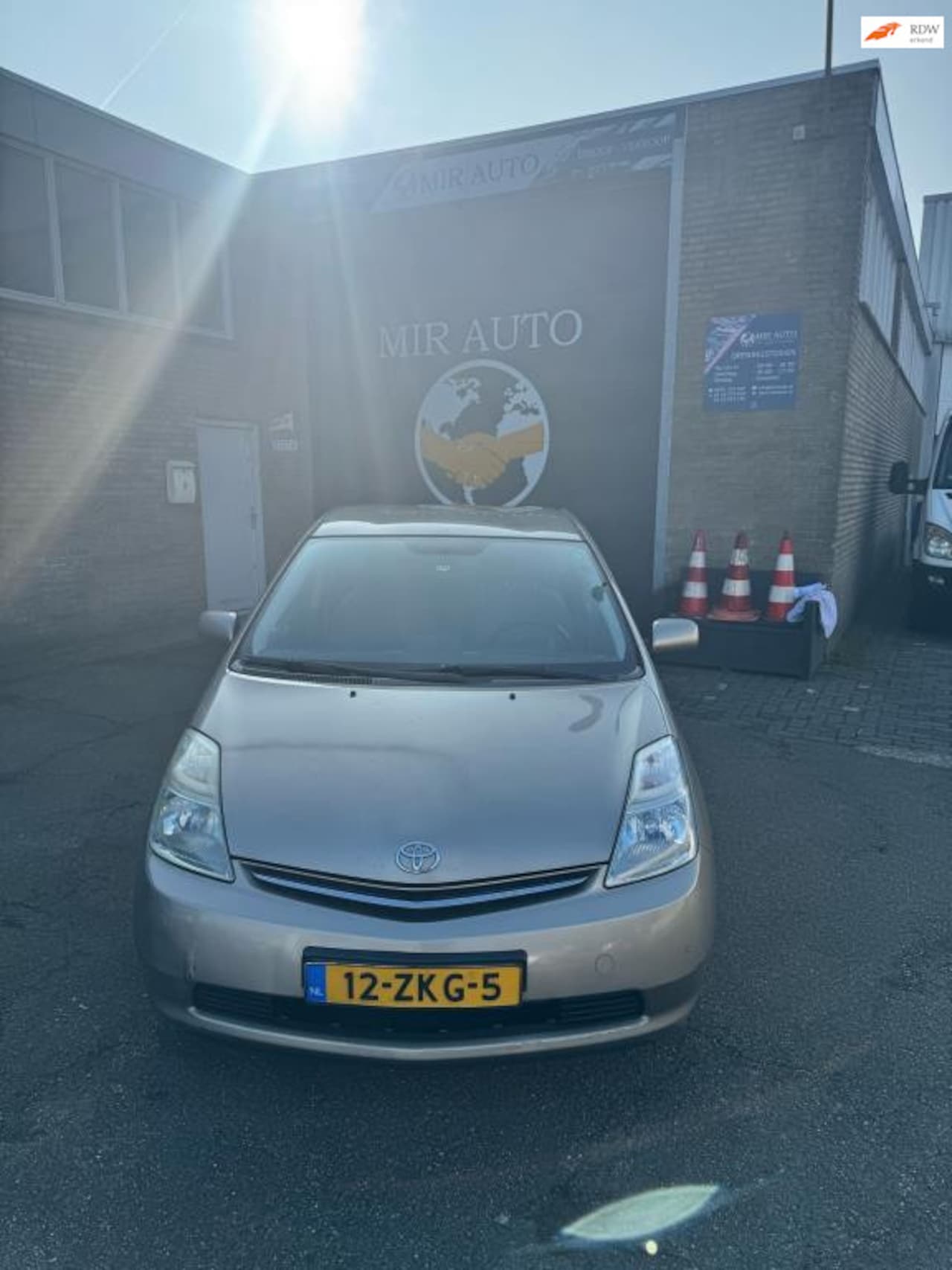 Toyota Prius - 1.5 VVT-i 1.5 VVT-i - AutoWereld.nl