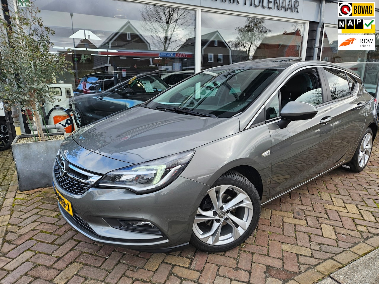 Opel Astra - 1.0 Online Edition 1.0 Online Edition,opendak,carplay - AutoWereld.nl