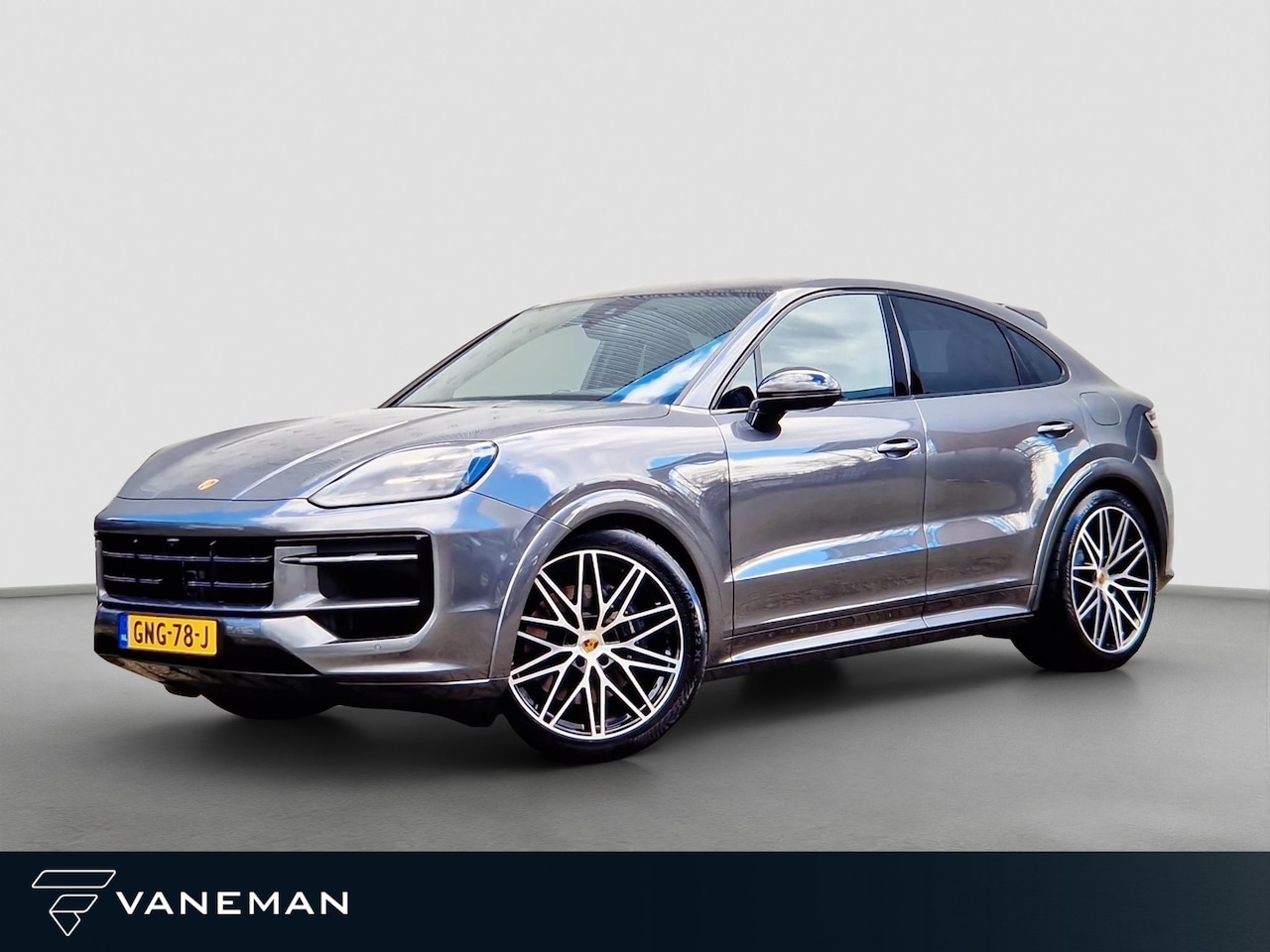 Porsche Cayenne Coupé - 3.0 E-Hybrid | Soft-Close | Luchtvering | Key-Less | BOSE | Stoelventilatie | Stuurverwarm - AutoWereld.nl