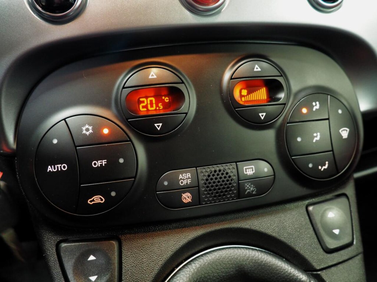 Fiat 500 - 0.9 TwinAir Sport CLIMATE LM VELGEN NL AUTO