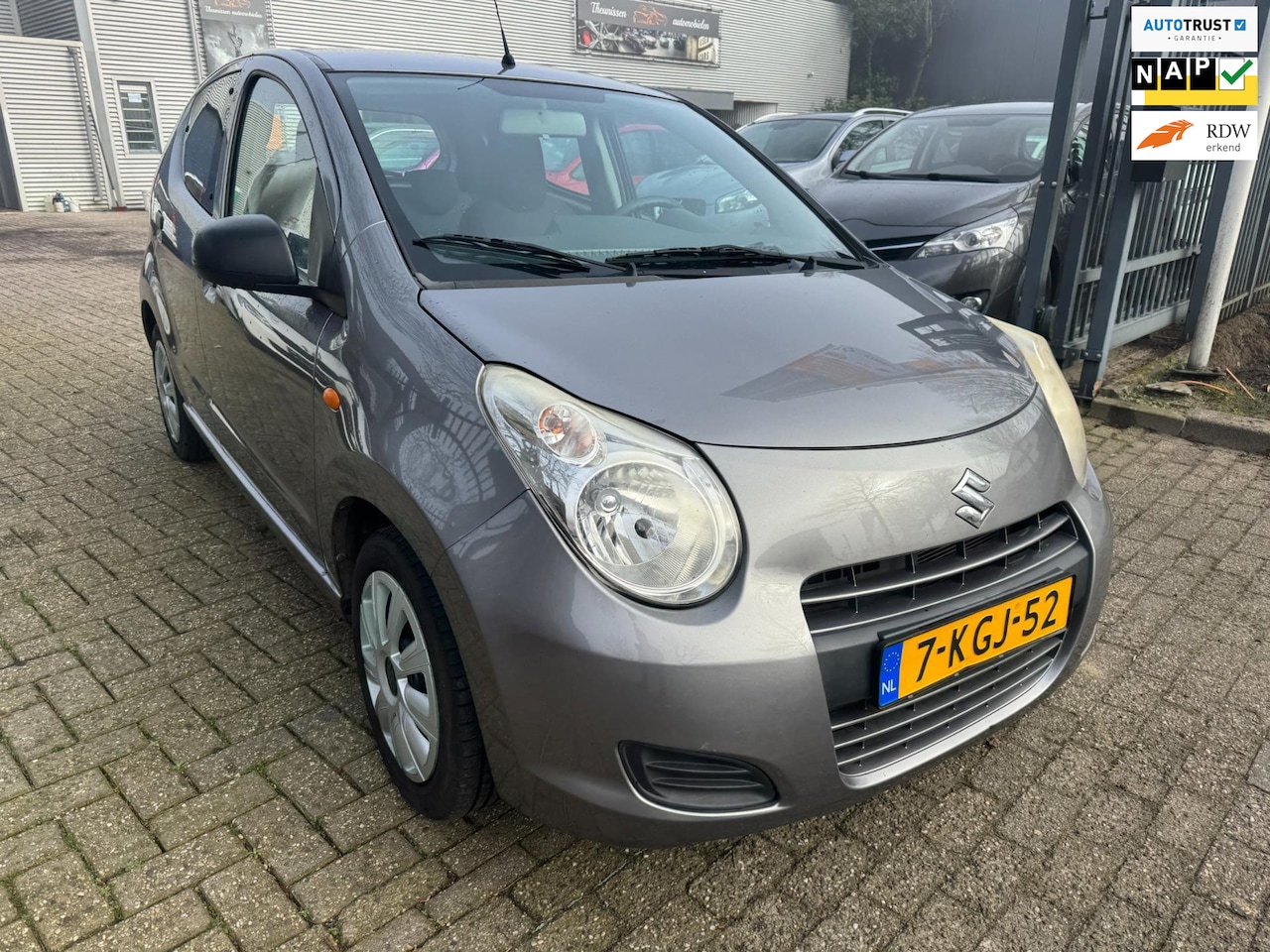 Suzuki Alto - 1.0 Comfort EASSS 5 deurs, airco , elec pakket,airco, 2e eigenaar 76.000 km, zeer mooie au - AutoWereld.nl