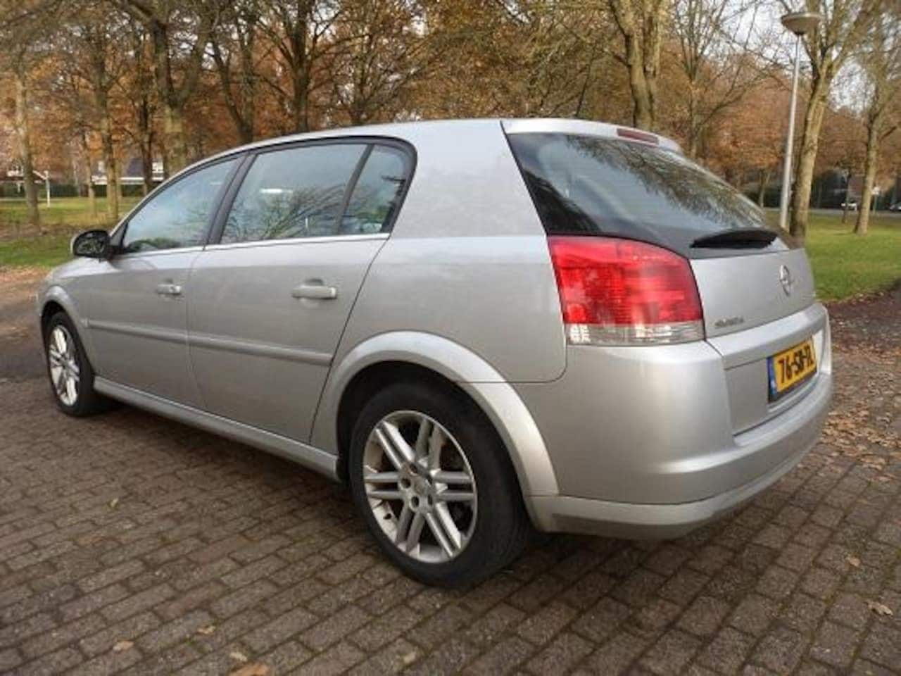 Opel Signum - 2.2-16V Elegance - AutoWereld.nl