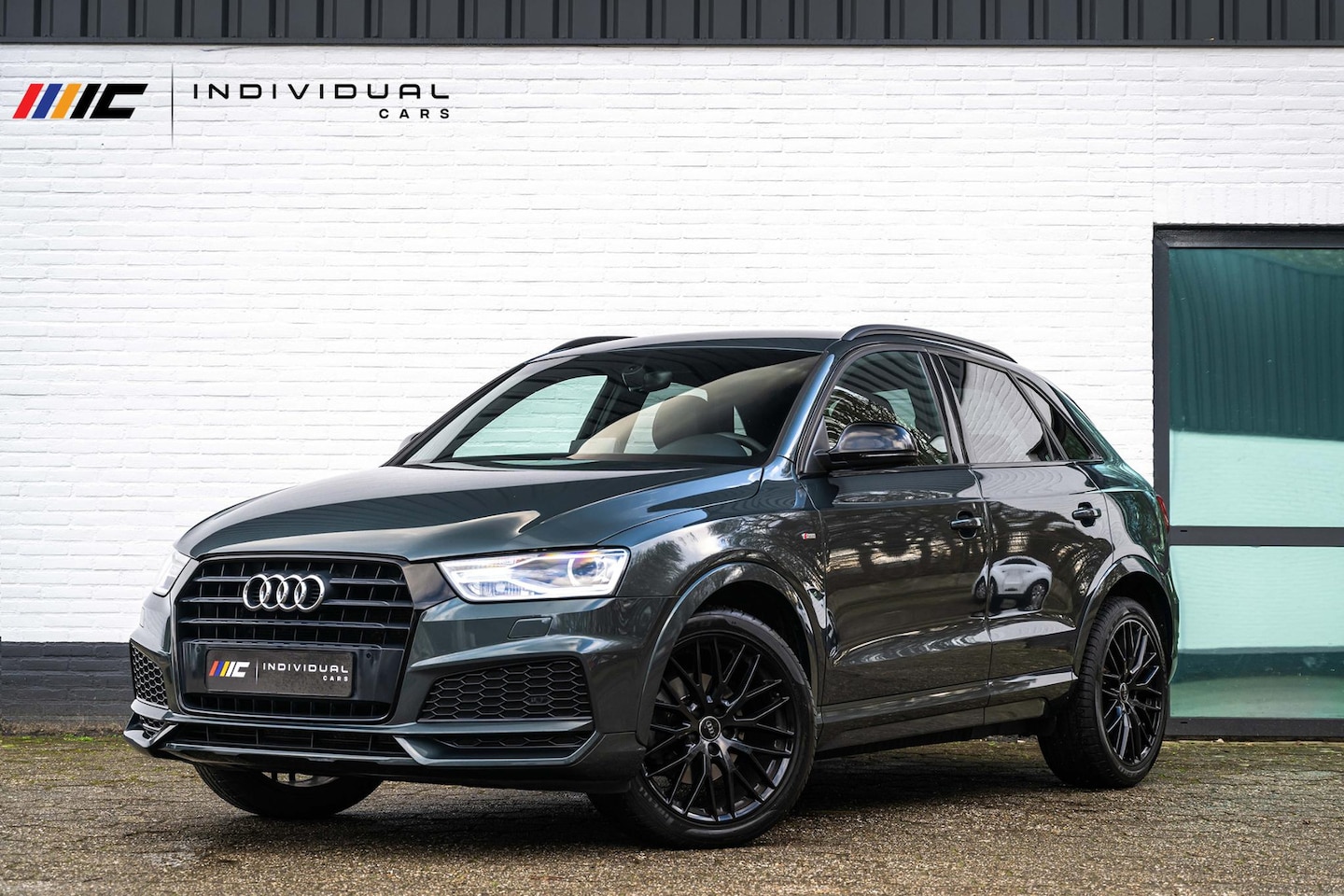 Audi Q3 - 1.4 TFSI CoD Sport S Line Audi Exclusive Lak - AutoWereld.nl