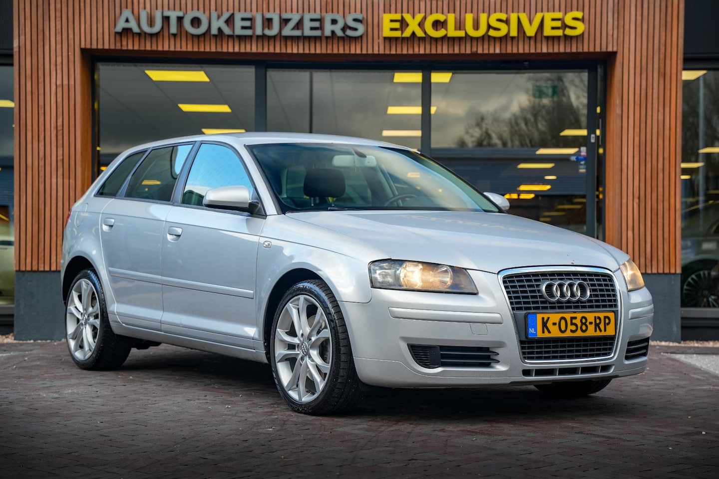 Audi A3 Sportback - 2.0 TFSI Ambition 2.0 TFSI Ambition - AutoWereld.nl