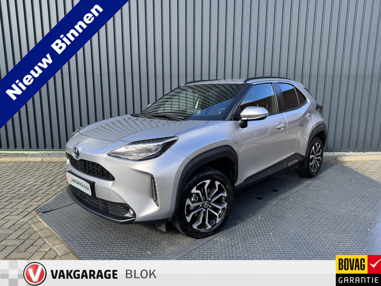 Toyota Yaris Cross - 1.5 Hybrid First Edition | PDC V+A | Navi | BSM | Reservewiel | 10 jr GARANTIE | Rijklaar! - AutoWereld.nl