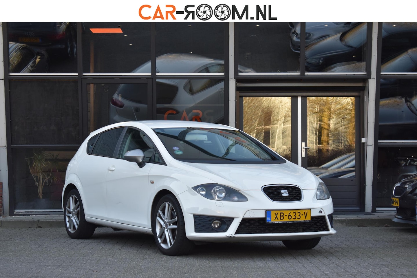 Seat Leon - 1.8 TFSI FR Cruise Stoelvw Navi - AutoWereld.nl