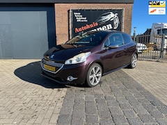 Peugeot 208 - 1.6 THP Allure Sport*Panodak*Navi*Lmv*Leder