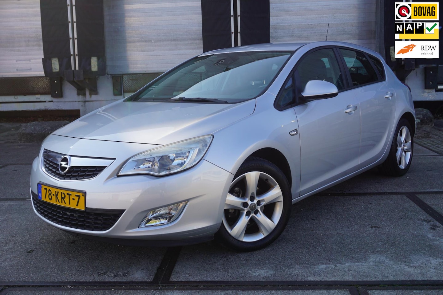 Opel Astra - 1.6 Edition * Airco * Cruise * - AutoWereld.nl