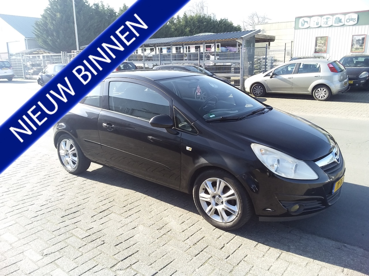 Opel Corsa - 1.2-16V Enjoy 1.2-16V Enjoy - AutoWereld.nl