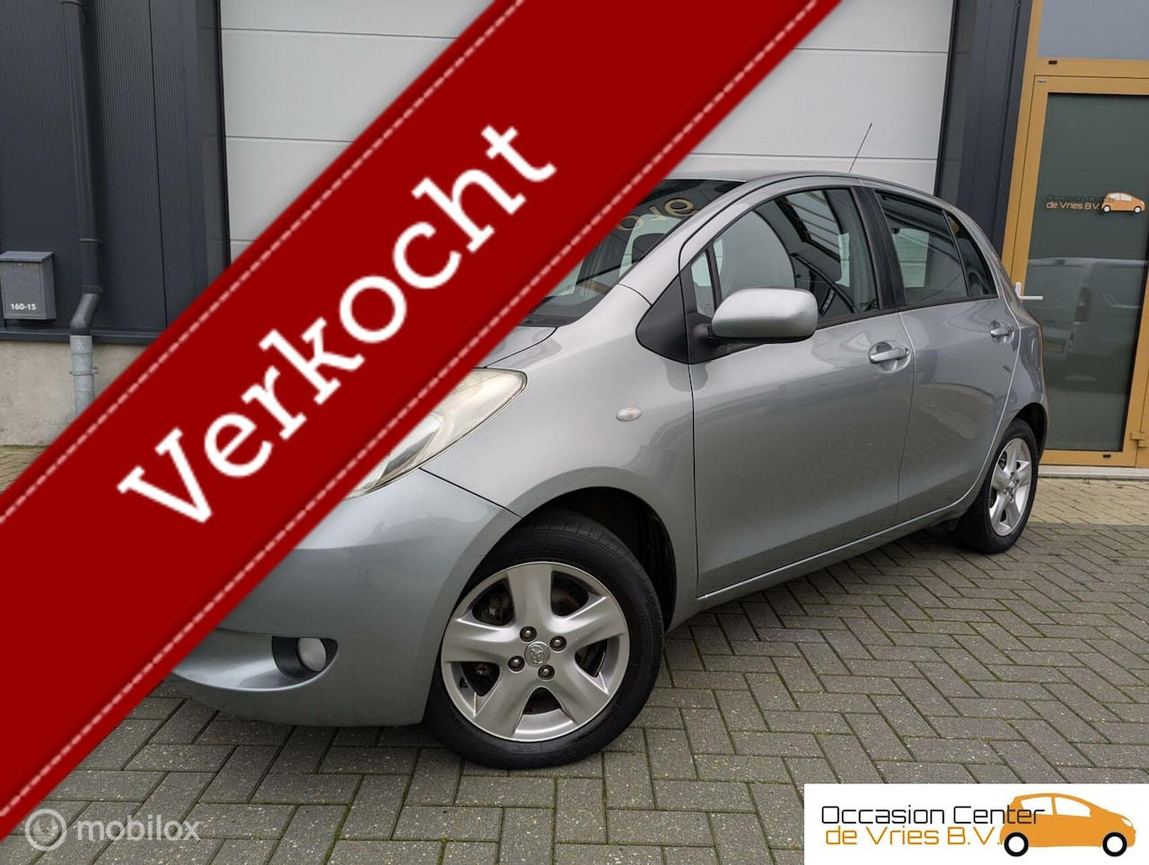 Toyota Yaris - 1.0 5-deurs Airco Velgen ElektrPakket Bluetooth - AutoWereld.nl