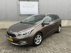 Kia Cee'd Sportswagon - 1.6 GDI DynamicLine 2015 / Navigatie / Camera / Cruisecontrol / NAP