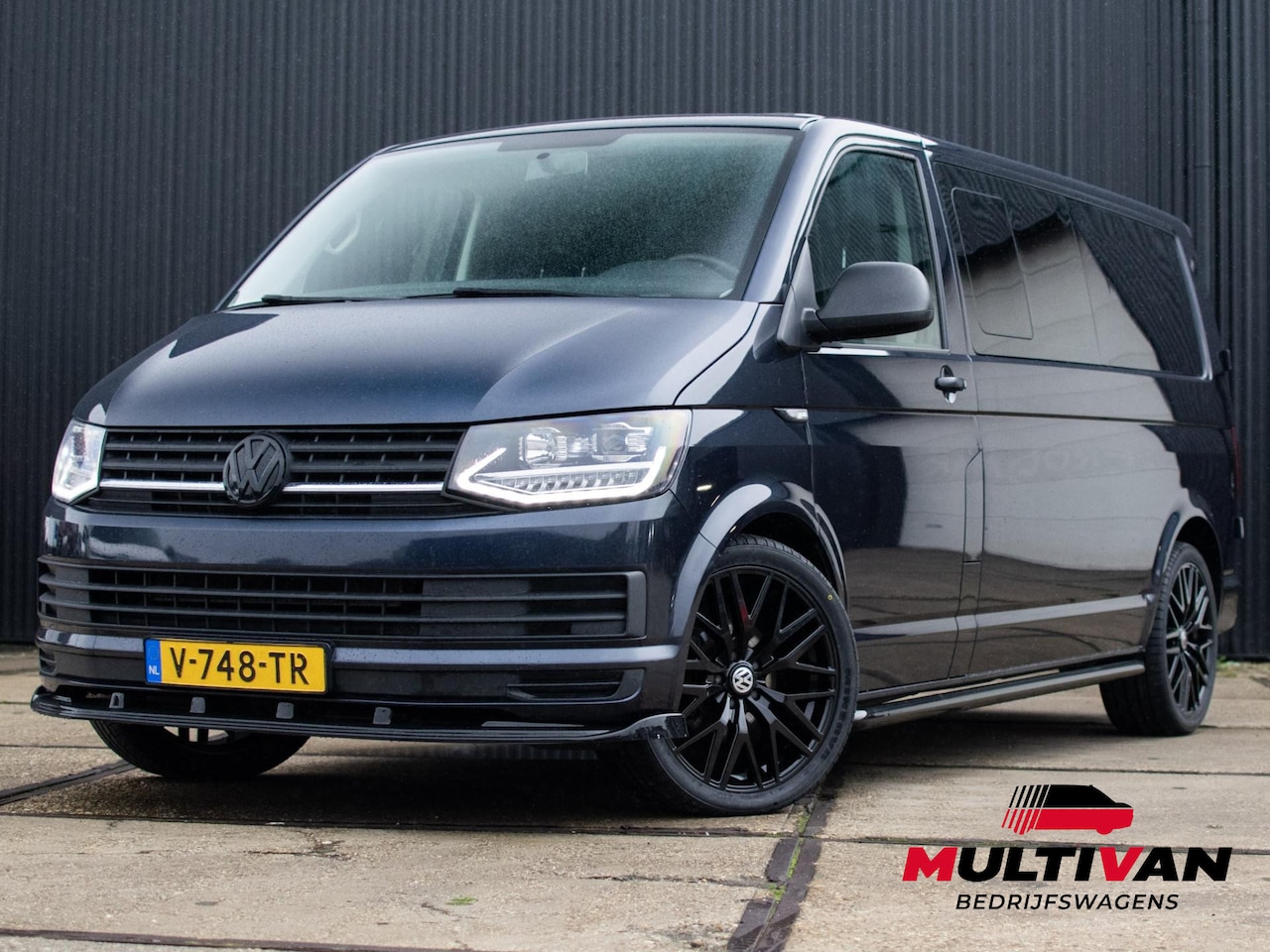 Volkswagen Transporter - 2.0 TDI L2H1 DC | 20" LMV | Verlaagd | LED | Stoelverwarming | Airco | 6-persoons | - AutoWereld.nl