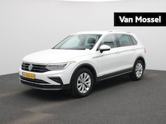 Volkswagen Tiguan - 1.5 TSI Life Business 150 PK | Automaat | Climatronic | Navigatie | Adaptieve Cruise Contr