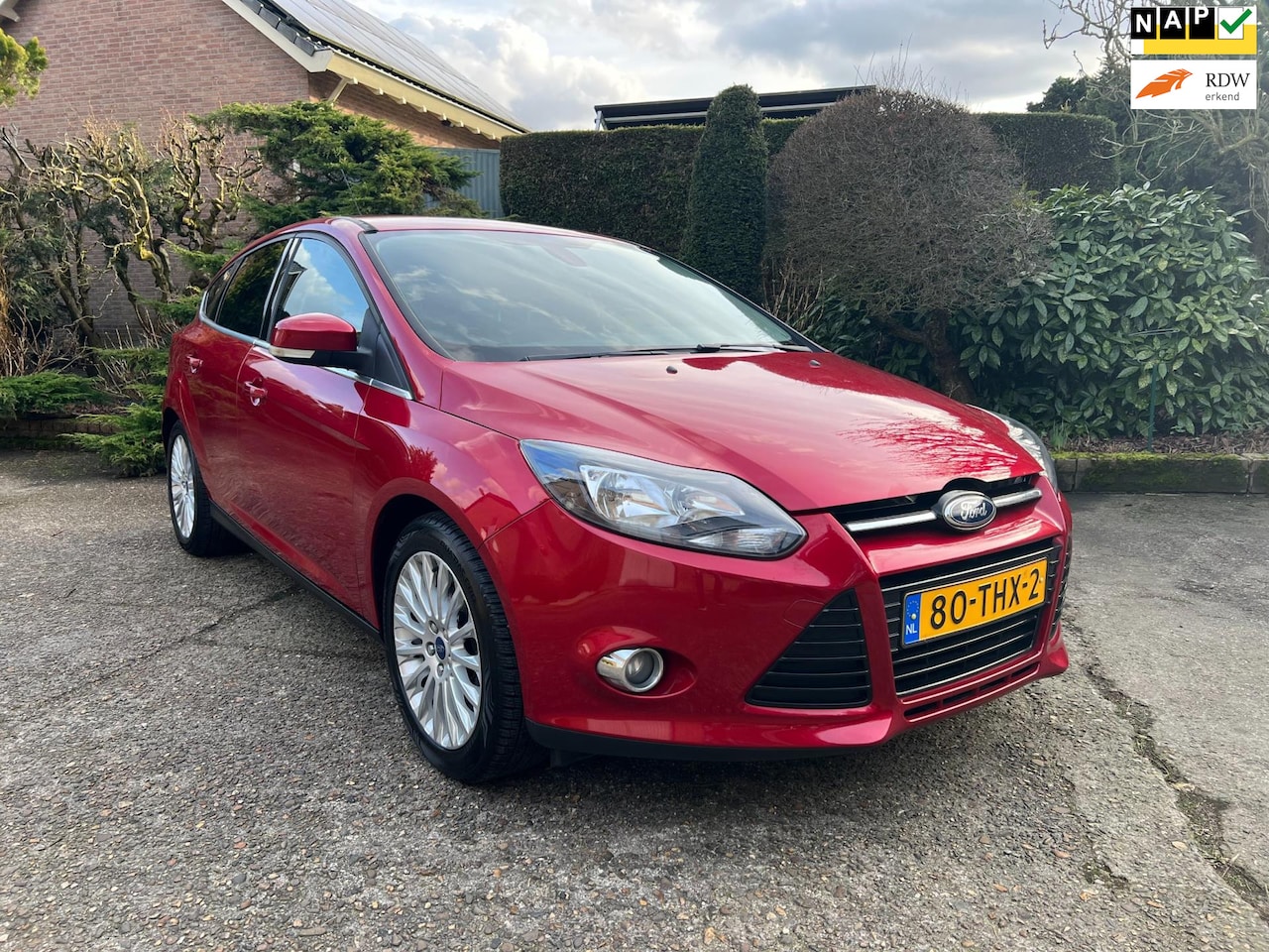 Ford Focus - 1.6 TI-VCT Titanium 1.6 TI-VCT Titanium, ECC, PDC, Trekhaak, NAP, Nette auto! - AutoWereld.nl