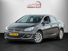 Opel Astra - 1.4 Cosmo Pdc Carplay Clima Trekhaak Cruise 17`` Lm