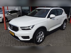 Volvo XC40 - T3 automaat 163PK Navigatie/Led koplampen/elektrische kofferklep