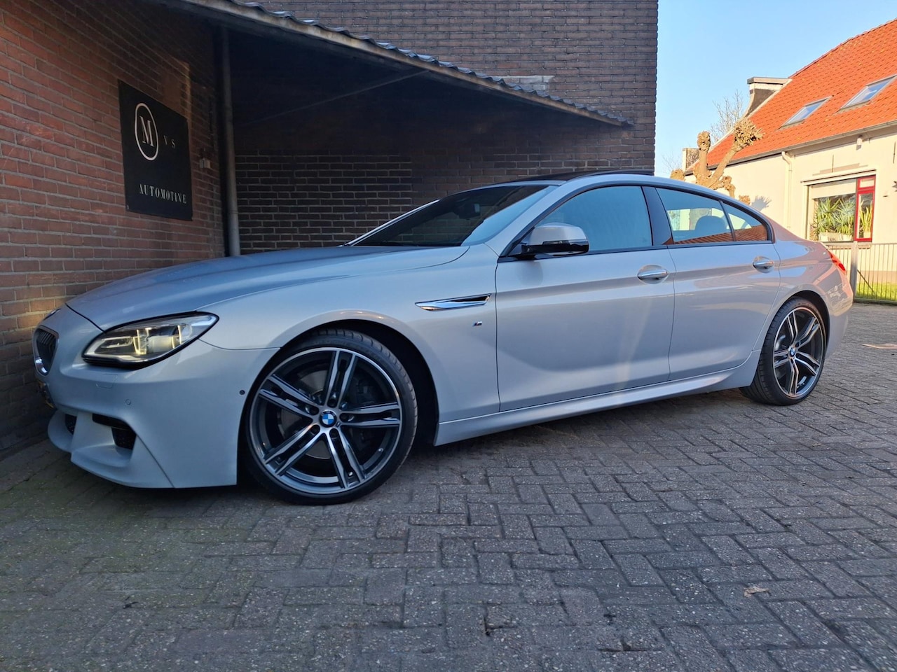 BMW 6-serie Gran Coupé - 640i High Executive M-Sport 320PK Panoramdak / Navigatie / Apple carplay / Camera / Led Ve - AutoWereld.nl