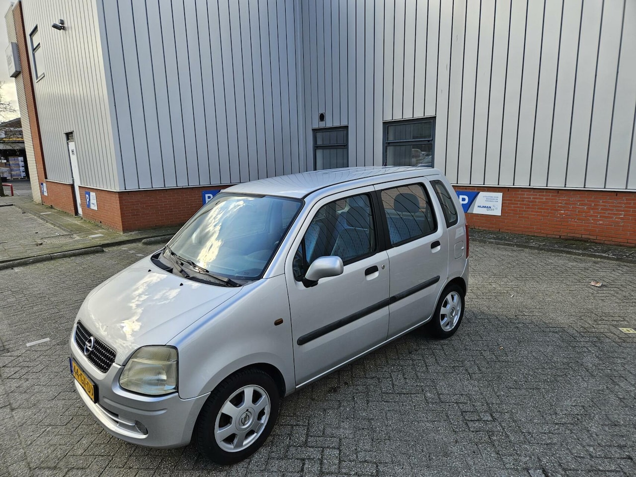 Opel Agila - 1.0-12V Comfort Lage KM/ElektriRamen - AutoWereld.nl