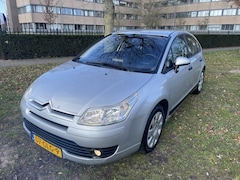 Citroën C4 - 1.6-16V Image Frisse Citroen c 4 1e eigenaar 1.6 image trekhaak voor leeftijd en kilometer